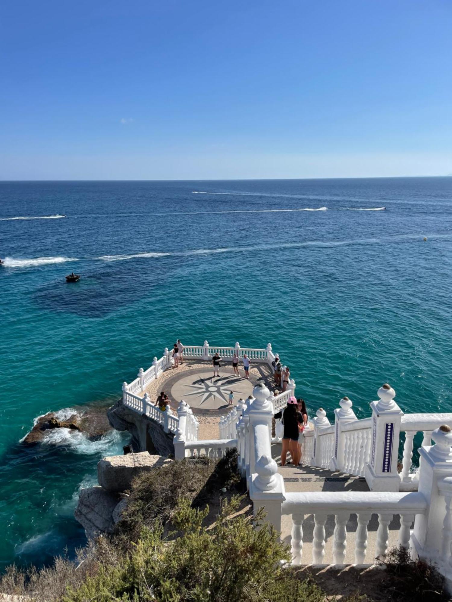 Apartamentos Pelicano Benidorm Dış mekan fotoğraf