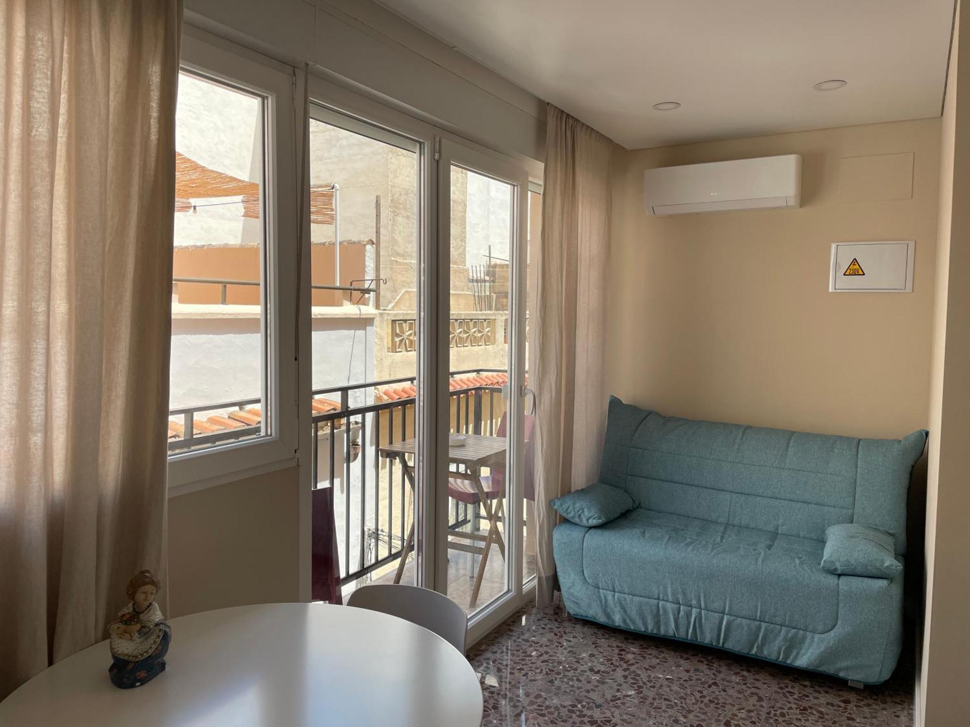 Apartamentos Pelicano Benidorm Dış mekan fotoğraf