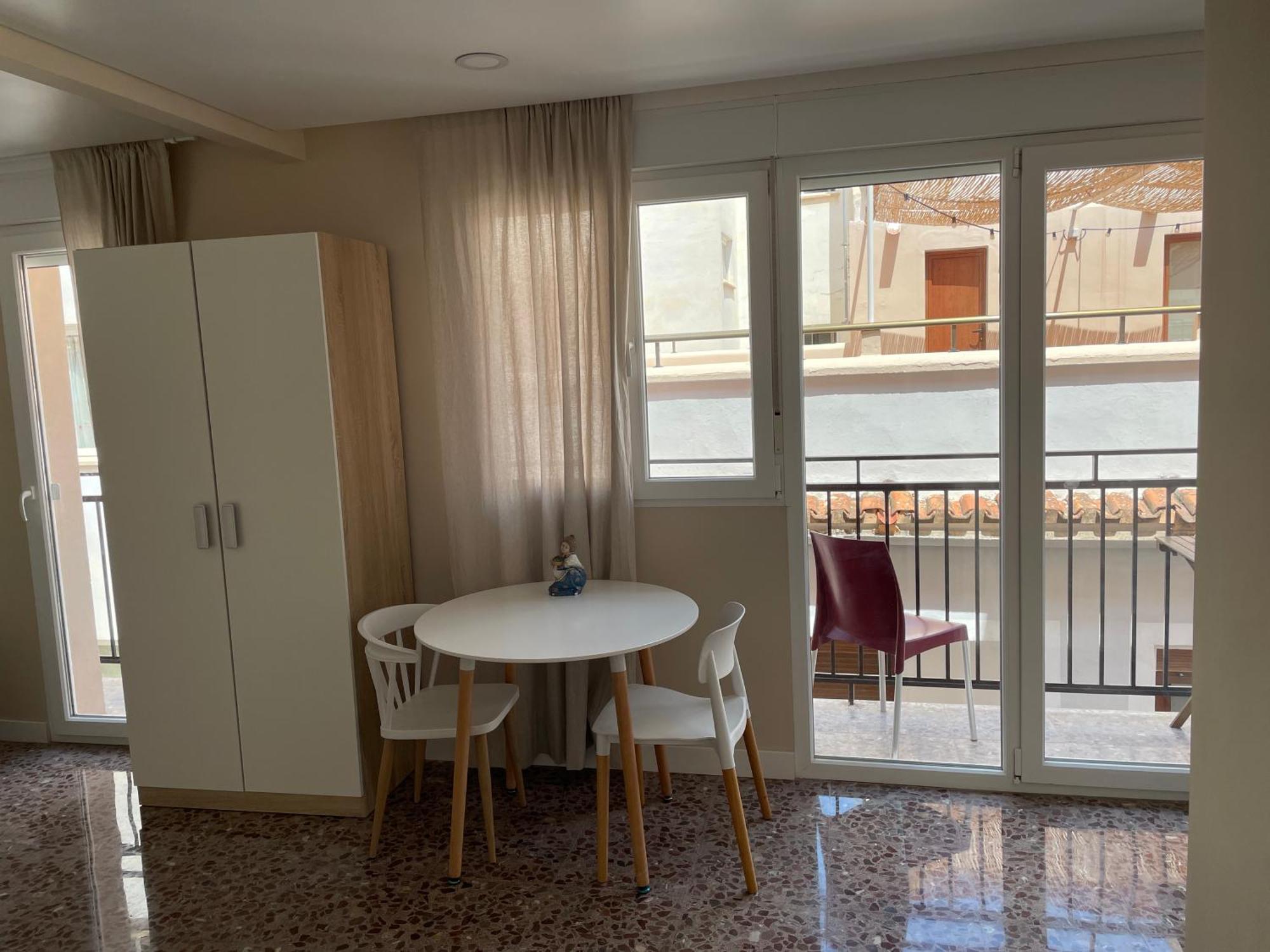 Apartamentos Pelicano Benidorm Dış mekan fotoğraf
